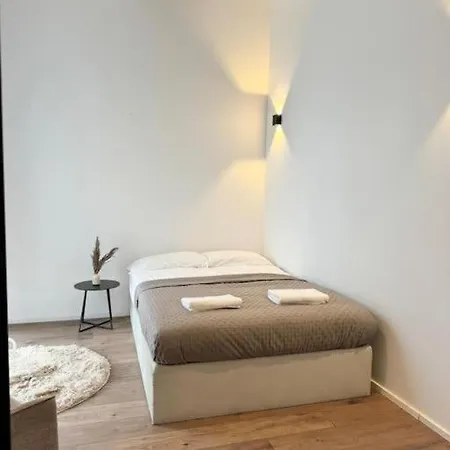Heaven Homes - In Der Naehe Von Hbf * Dusseldorf
